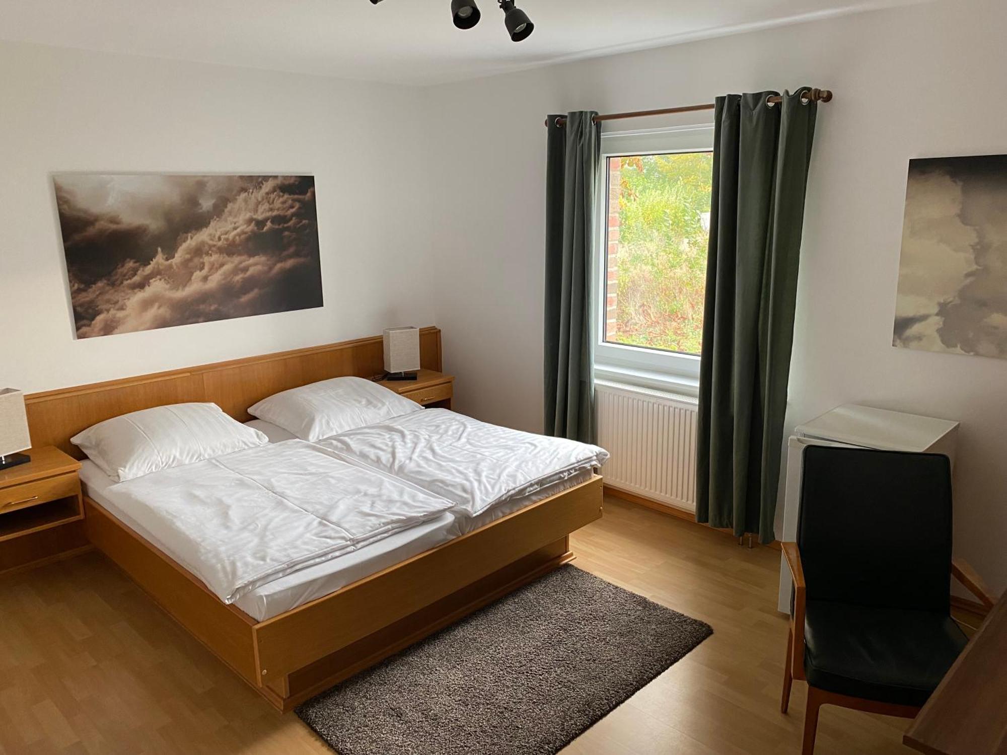 Messeappartementhaus Bockenem Direkt An Der A7 Exterior photo